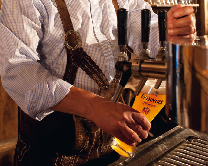 ERDINGER Urweisse Fassbierkonzept